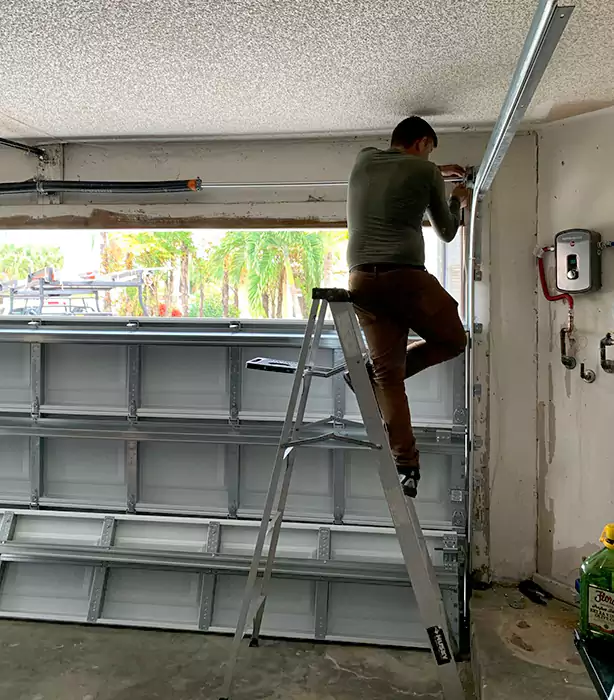 24 Hour Emergency Garage Door Repair in Summerlin, NV