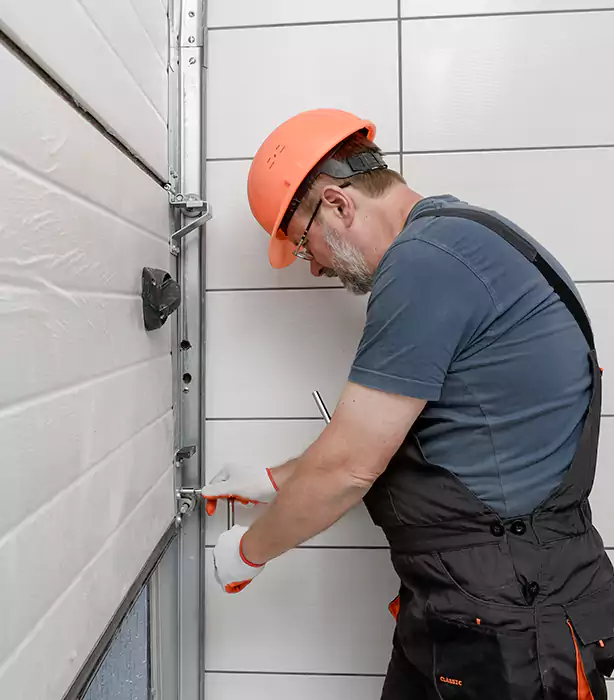 Residential Garage Door Repair Summerlin